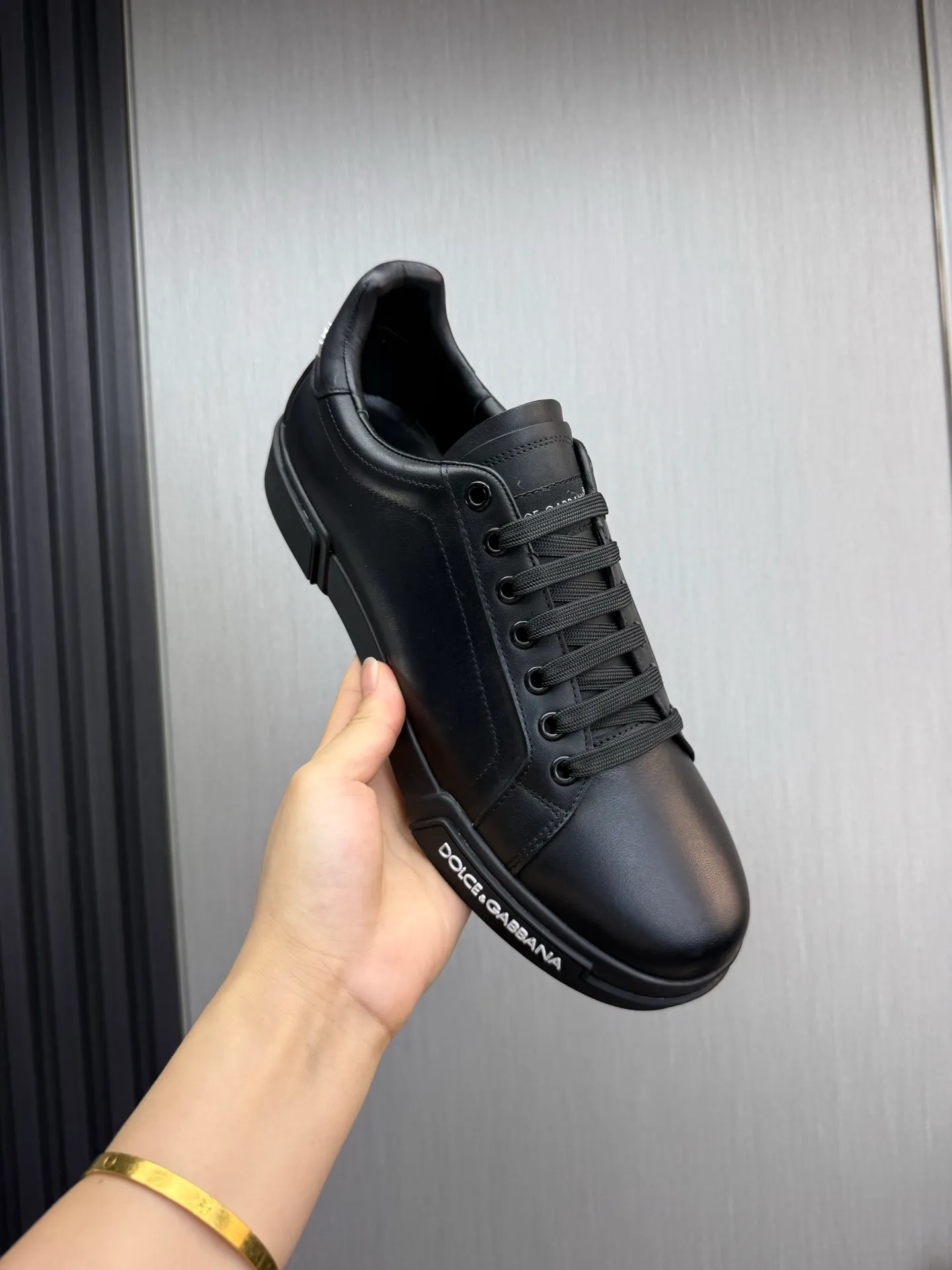 Men's men's shoes💰440💰Dolce & gabbana (DG) official website synchronized new models💥1 fashionable hot models: 1 Exclusive mold opening ✅Imported cowhide for the upper, unique brand style logo upper💥Sheepskin feet🐑Original private mold outsole✔️36-44 (38.45 custom-made, non-refundable)